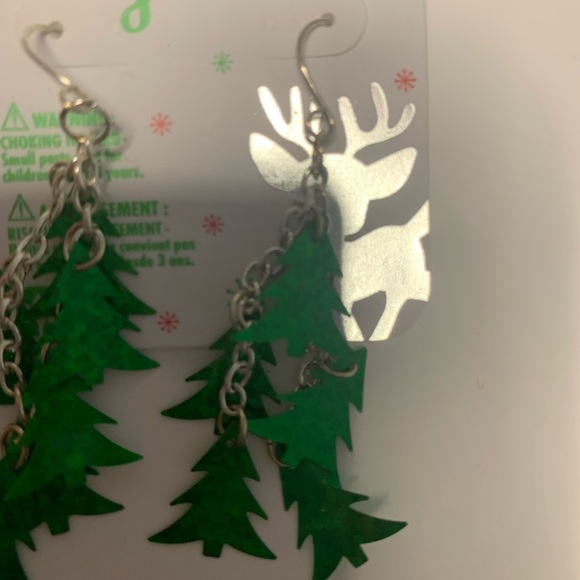 Claire’s Let It Glow dangly Christmas Tree earrings. New - Picture 3 of 5
